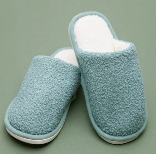 Soft Fuzzy Sherpa Fleece Slipper