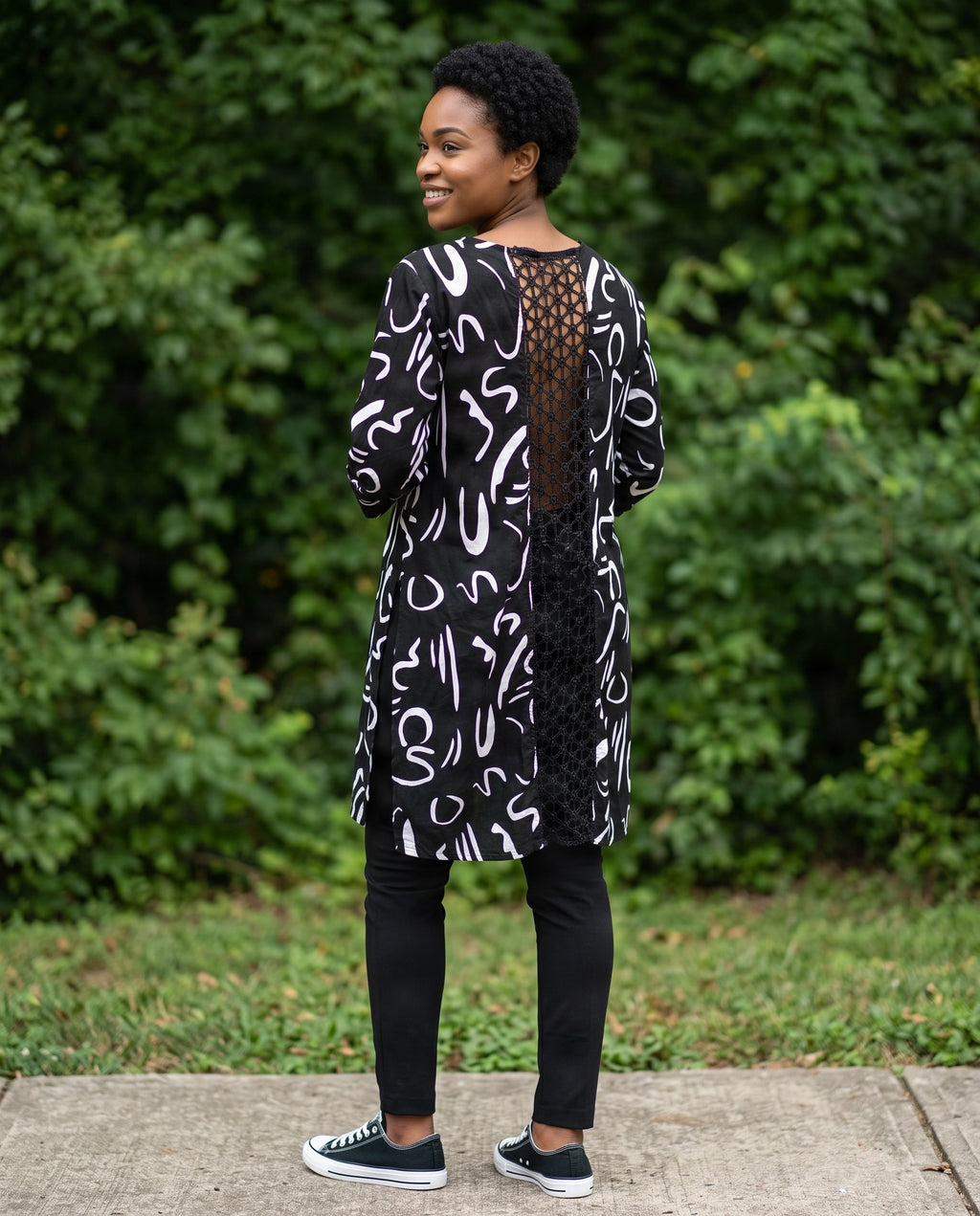Abstract Graphic Longline Top with Embroidered Panel with Pants